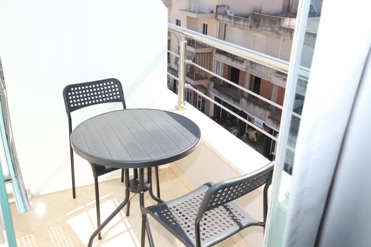 Nika Hotel Sarandë Exterior foto